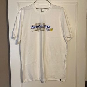 DC Shoes T-Shirt Size Large